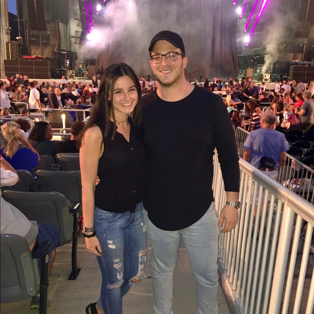 Meet your Posher, Josh. A guy selling some stuff